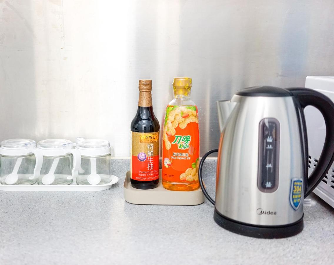Shared Dormitory Wan Chai Road 187 Хонконг Екстериор снимка
